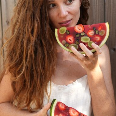 Eating viral watermelon fruit jello
