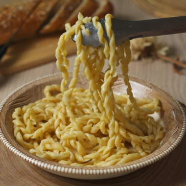 fresh long fusilli pasta