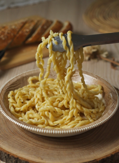 fresh long fusilli pasta