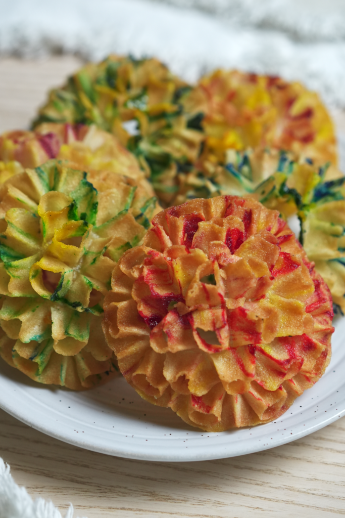 rosette cookies plated